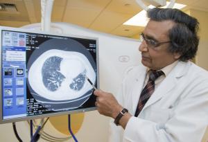 Doctor looking at pulmonary scan